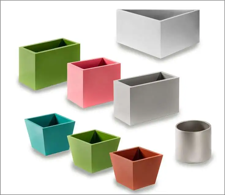 The DiaLog planters - varied shapes, huge choice of colours